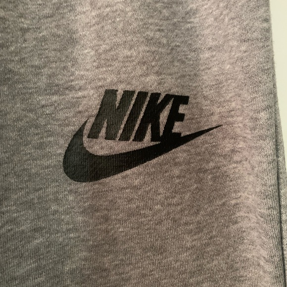 Nike joggers - Picture 3 of 3